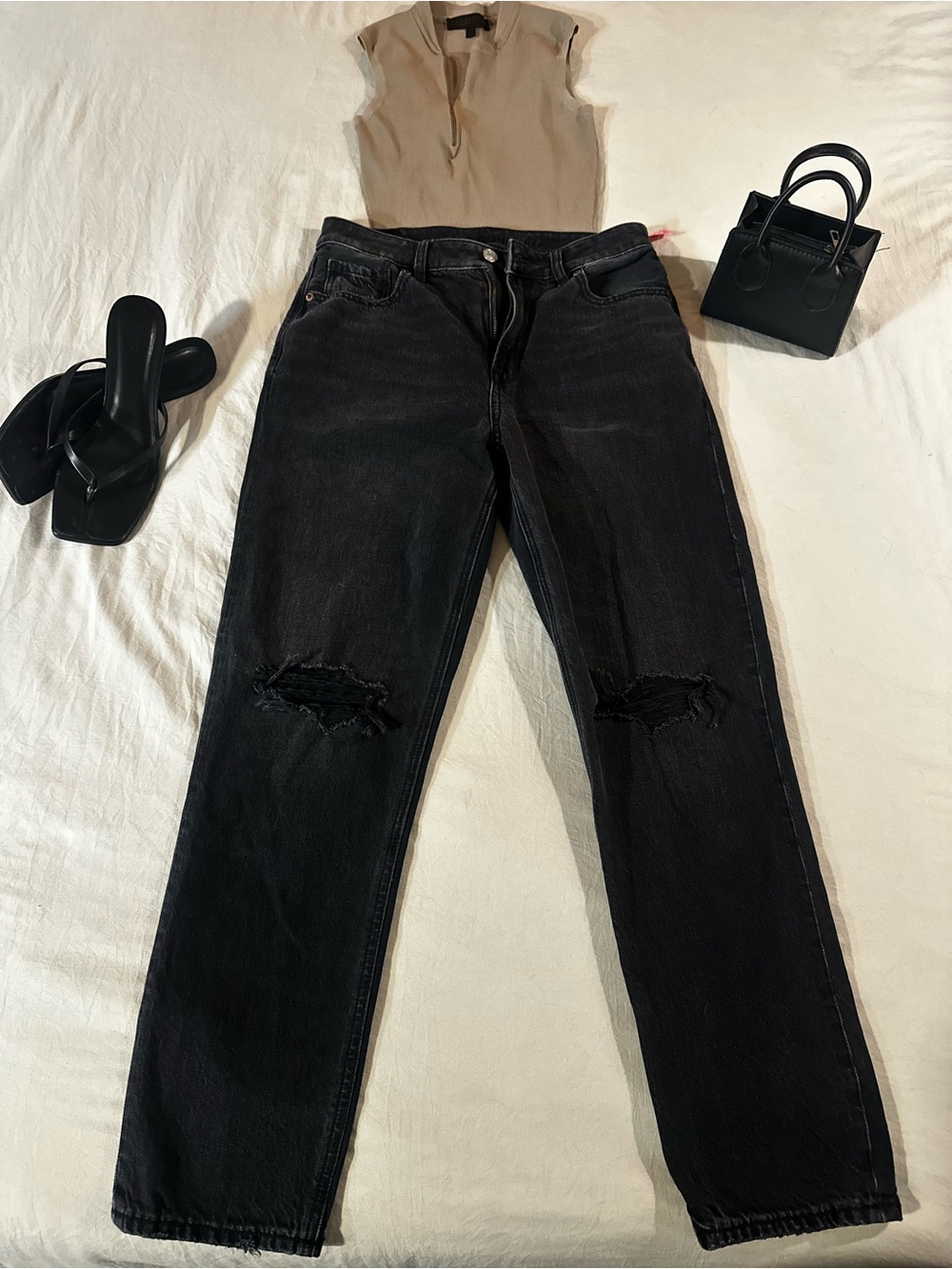 American Eagle Outfitters Black Ripped Mom Jeans